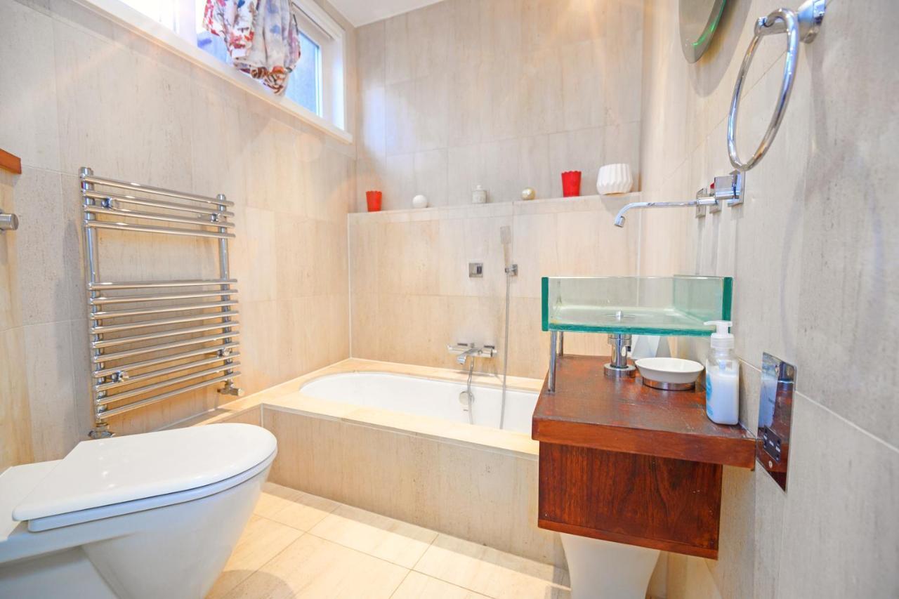 Luxury Massive Townhouse By Harrods Lägenhet London Exteriör bild